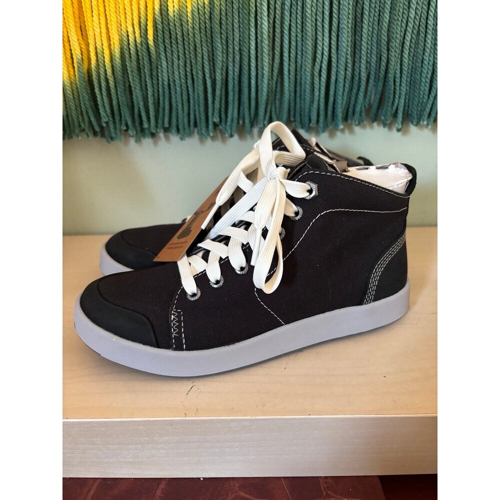Kodiak canvas sneakers Size 5